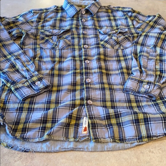Dakota Gizzly Other - Men’s Dakota Grizzly shirt size medium